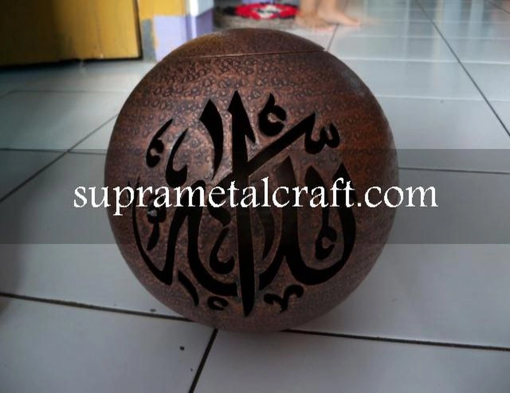 Bola_Tembaga_dgn_kaligrafi-48