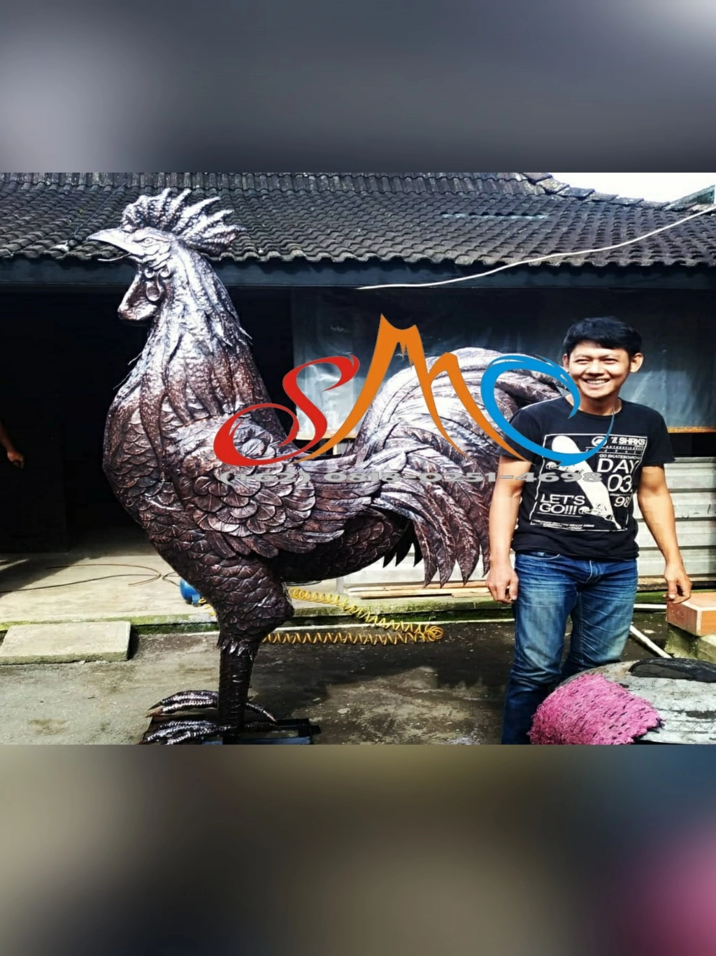 Patung-ayam-jago-tembaga-raksasa-233